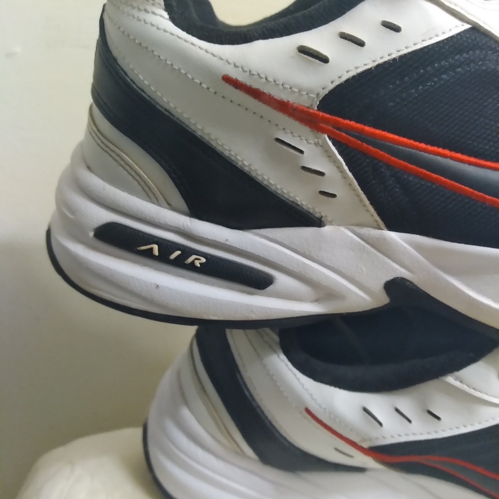 Mens Nike Air Monarch IV 415445-101 Black and White Sneakers Size 14 - Picture 9 of 16